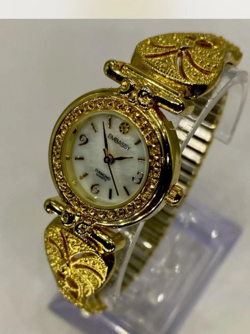 Embassy *** Luxury Ladies Gold-Tone Diamond Accent Bracelet Watch / Filigree ***